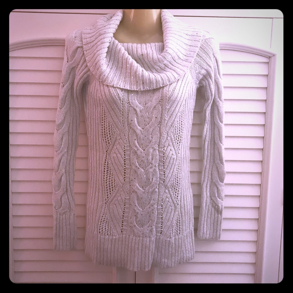 Beautiful sparkly cream sweater